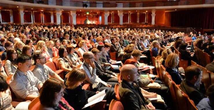 Conferinţă Cluj