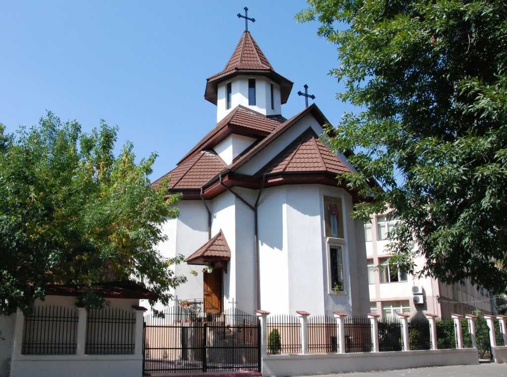 biserica-soborul-maicii-domnului_4