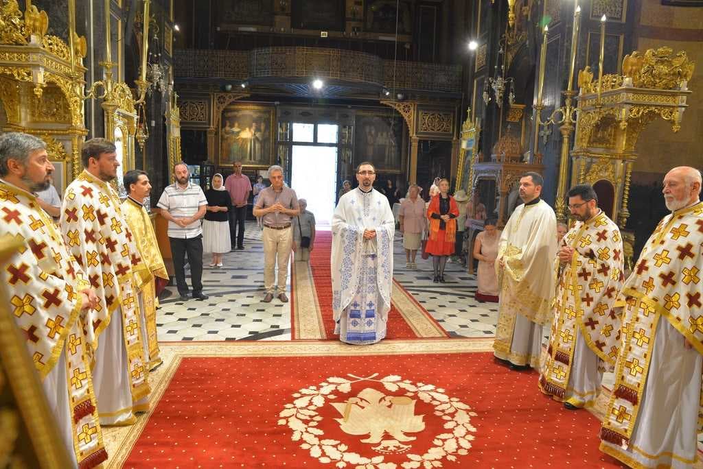 Hram Domniţa Bălaşa