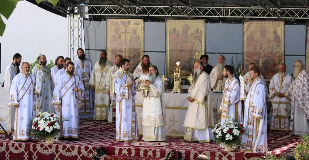 Hram Hurezi închinat Sfinţilor Brâncoveni