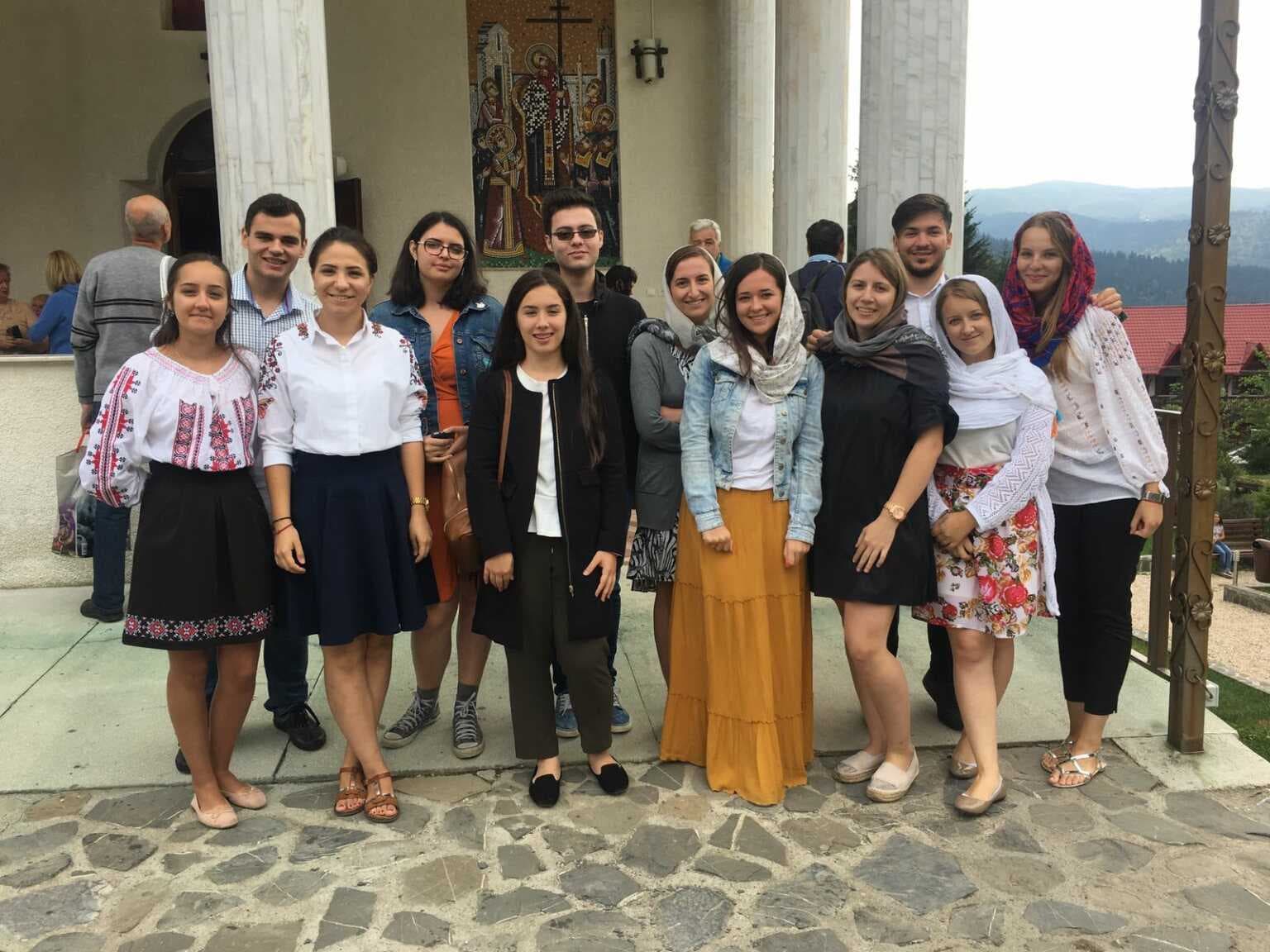 Tabăra Tradiţie şi noutate (1)