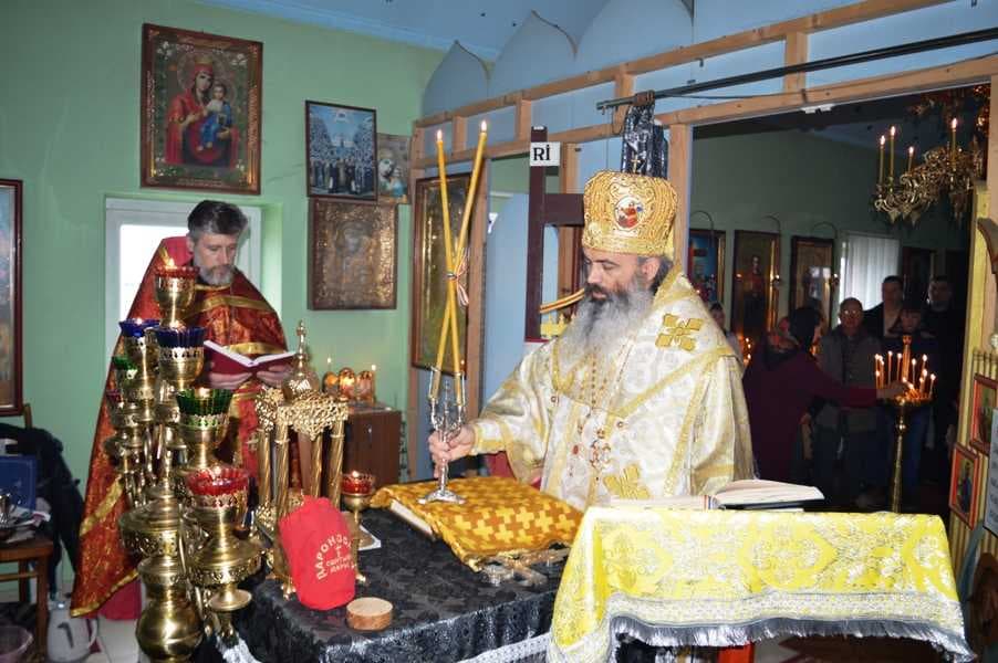 PS Antonie de Orhei la parohia Sf Ioan cel Milostiv din Calarasi 26 mertie 2017 (1)